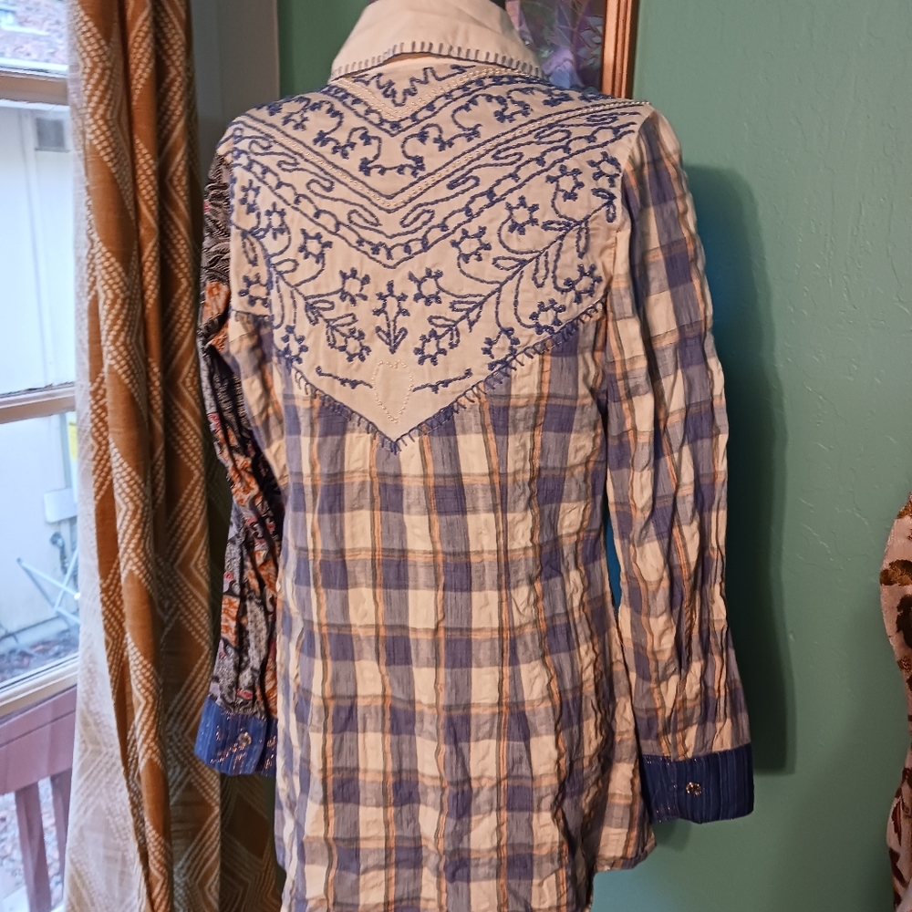 Anthropologie Basil & Maude button down shirt - Picture 5 of 9